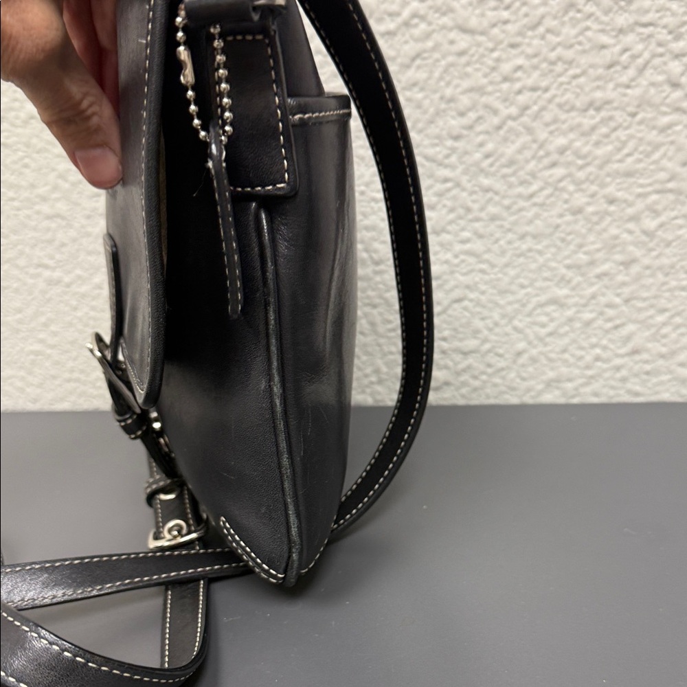 Vintage Coach Black Flap SoHo Leatherwear Messenger/Crossbody - Picture 4 of 10